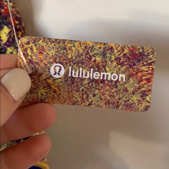 Lululemon SeaWheeze hotty hot short 2019 Canada - Picture 3 of 5